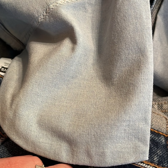 Vintage Levi’s 910 USA MADE High Waisted Cuffed denim jean shorts Size 11 EUC - Picture 6 of 7